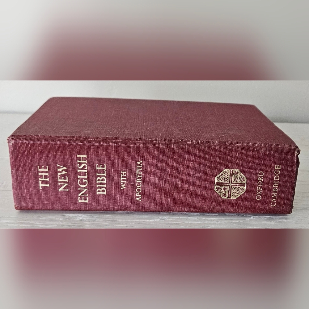 The New English Bible With The Apocrypha 1970 HC Oxford Cambridge